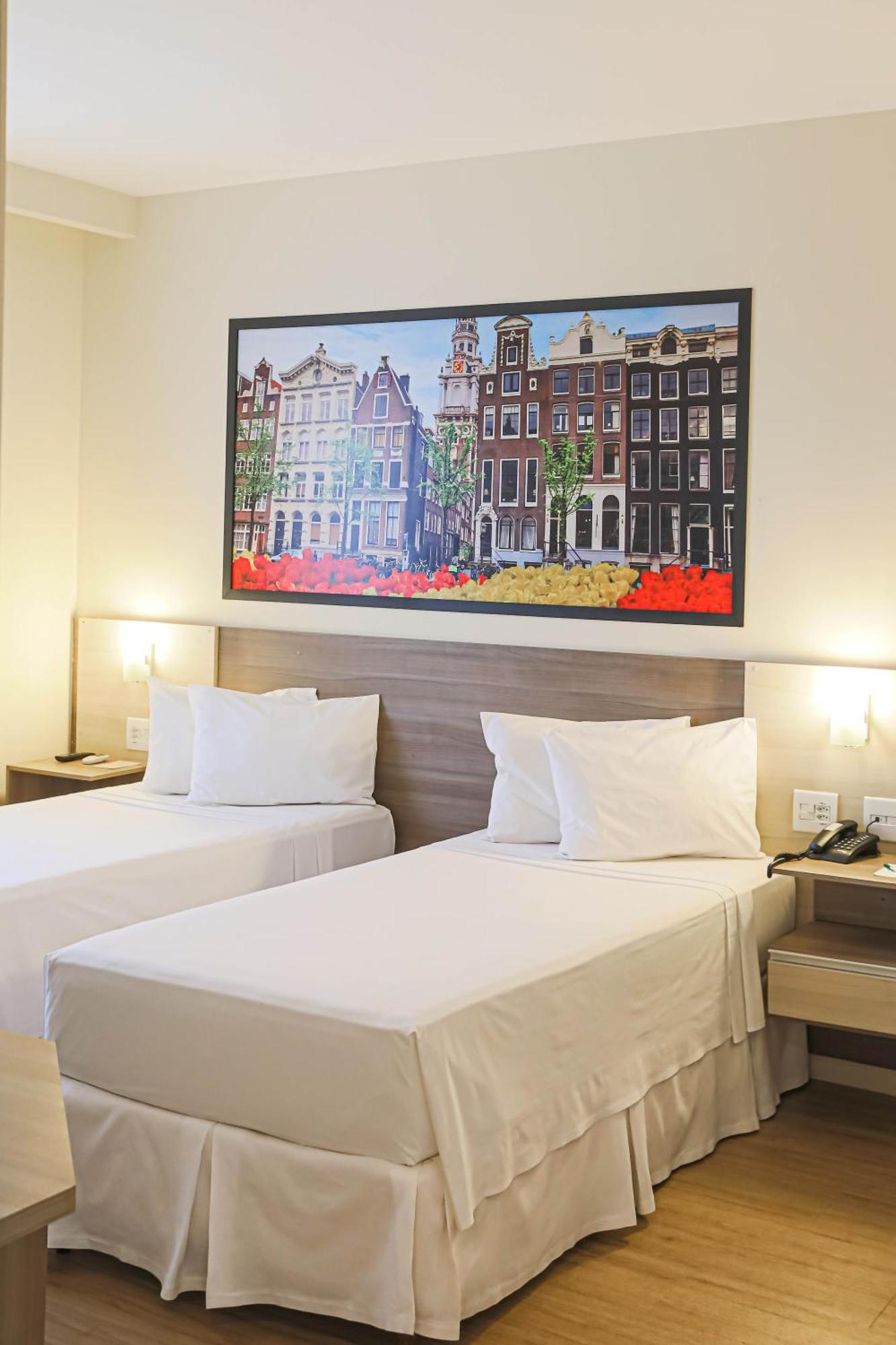 Hotel Amsterdam Montes Claros Dış mekan fotoğraf